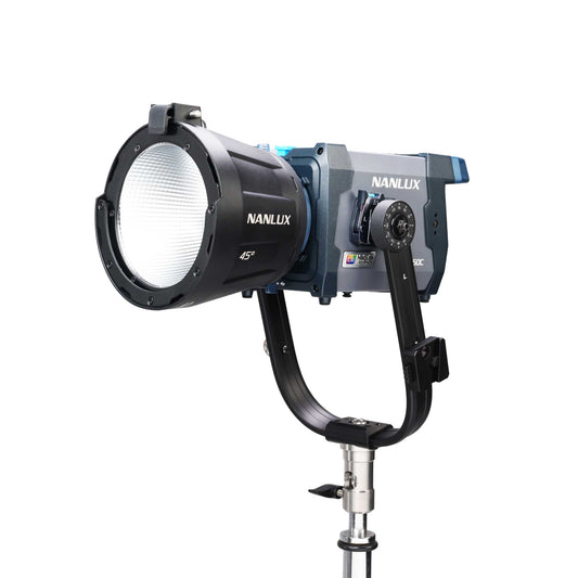 Evoke 150C 8-Chip Full-Color LED Spotlight 2-Kit