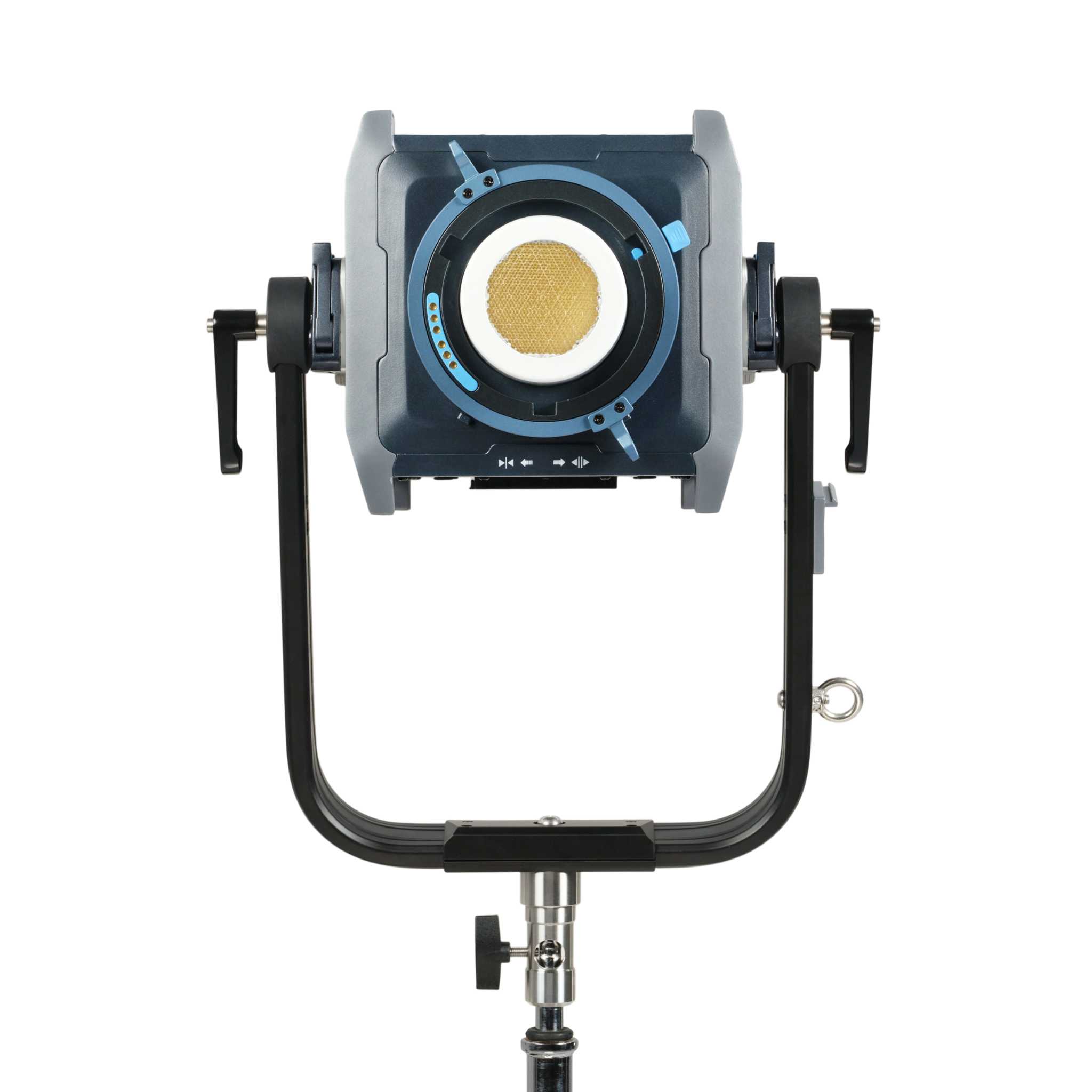 Evoke 600C 8-Chip LED Spotlight – Nanlite