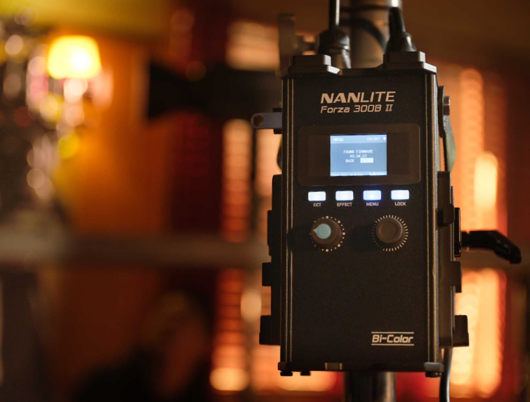 Forza 300B II Bicolor LED Spotlight CCT 2700-6500K | Nanlite