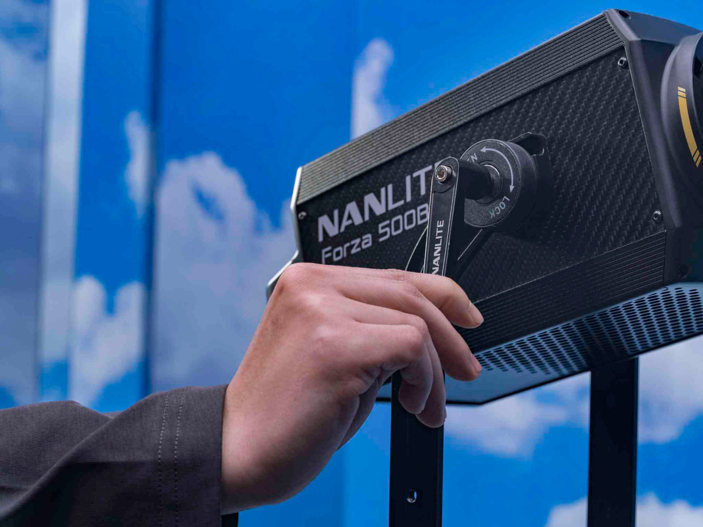 Forza 500B II LED Spotlight