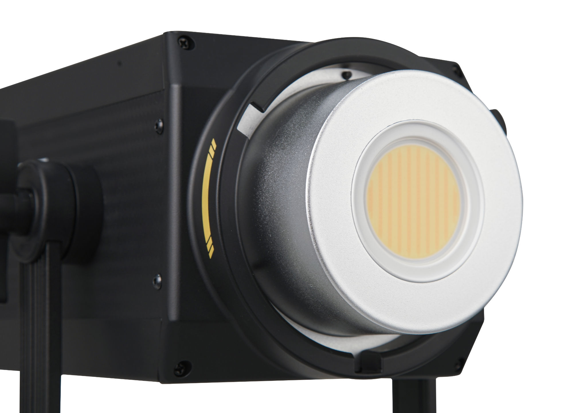 The new Nanlite FS-300B: An affordable & powerful bi-color studio